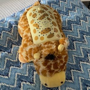 Light up mini giraffe pillow pet